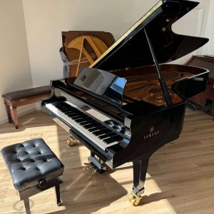 Preowned Yamaha CFIII Concert Grand Piano